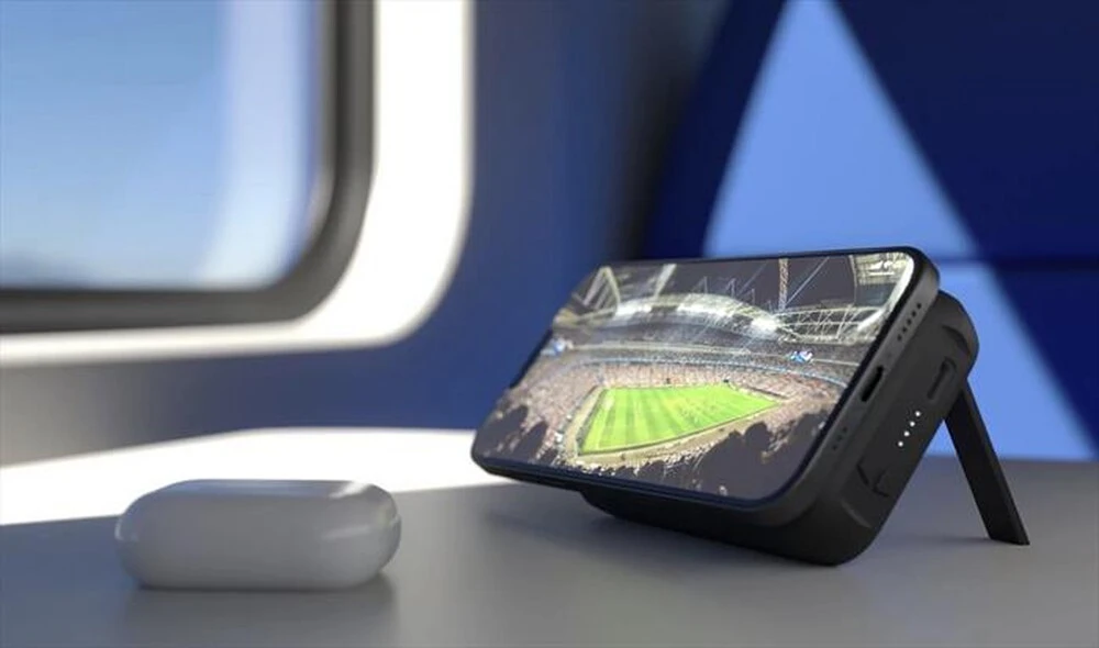 ZENS - MAGNETIC DUAL POWERBANK WIRELESS+KICKSTAND-Black 6 ZENS - MAGNETIC DUAL POWERBANK WIRELESS+KICKSTAND-Black - immagine 4